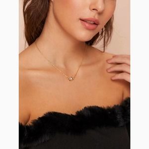 Dainty Gold Pendant Statement Necklace